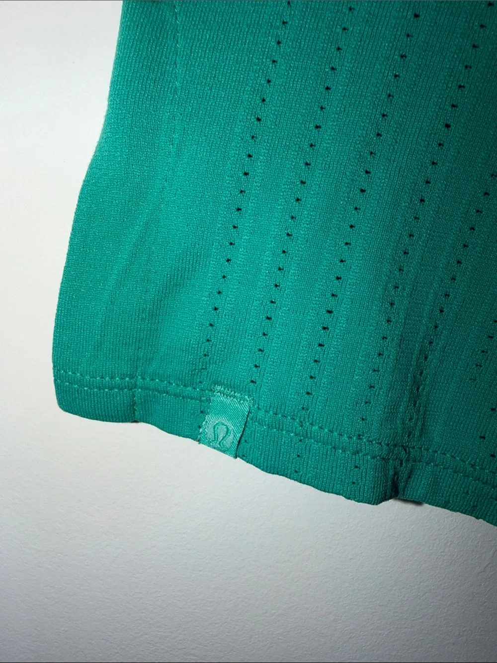 Lululemon Sleeveless Green Tank Top size 6